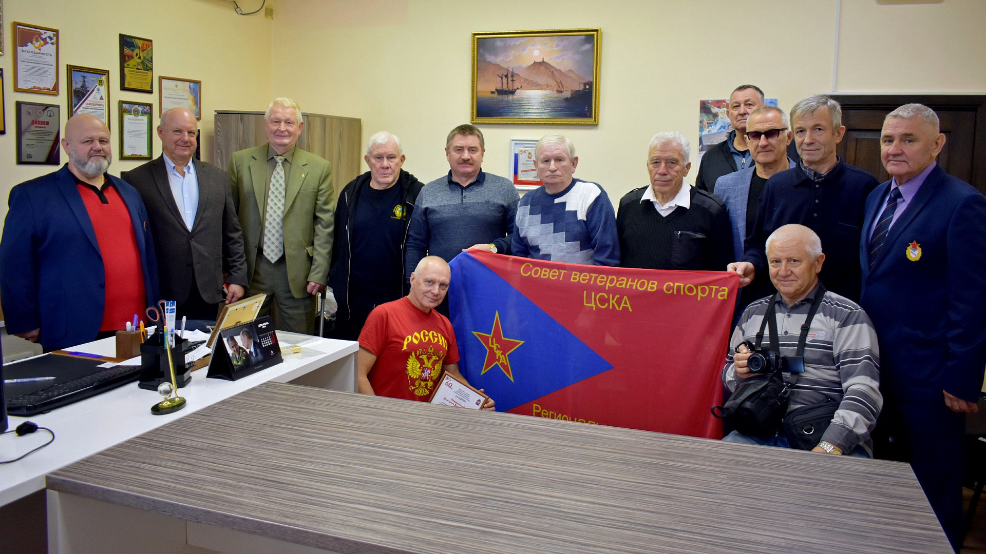 Севастопольские ветераны спорта провели торжественное собрание с вручением членских удостоверений и медалей «100 лет ЦСКА»