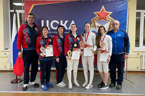 Шпажисты спортшколы «ЦСКА-Самара» стали победителями и призёрами городских соревнований, посвященных 8 Марта