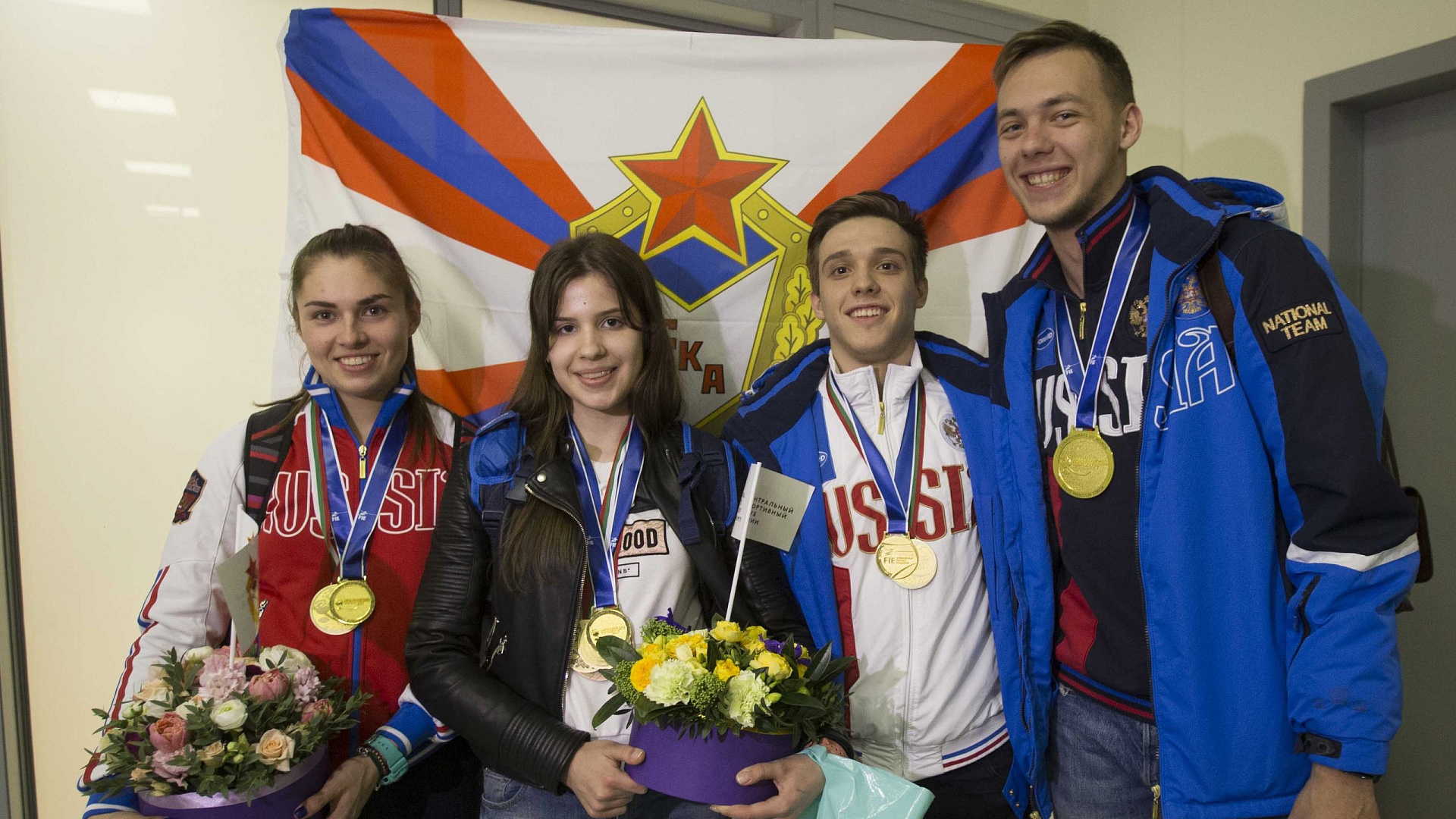 Саблисты ЦСКА – триумфаторы первенства мира-2017 прилетели в Москву