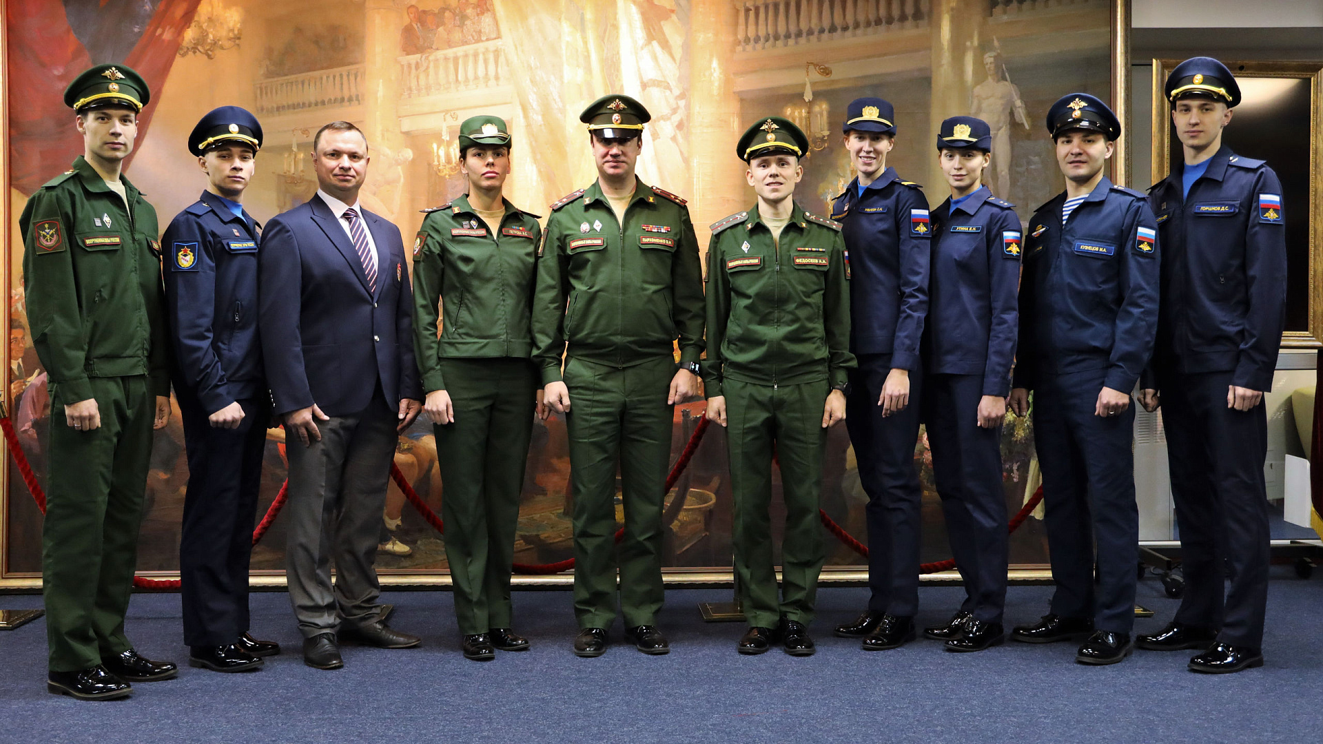 Сборная Вооруженных Сил РФ по международному военно-авиационному пятиборью отправилась на чемпионат мира CISM в Испанию