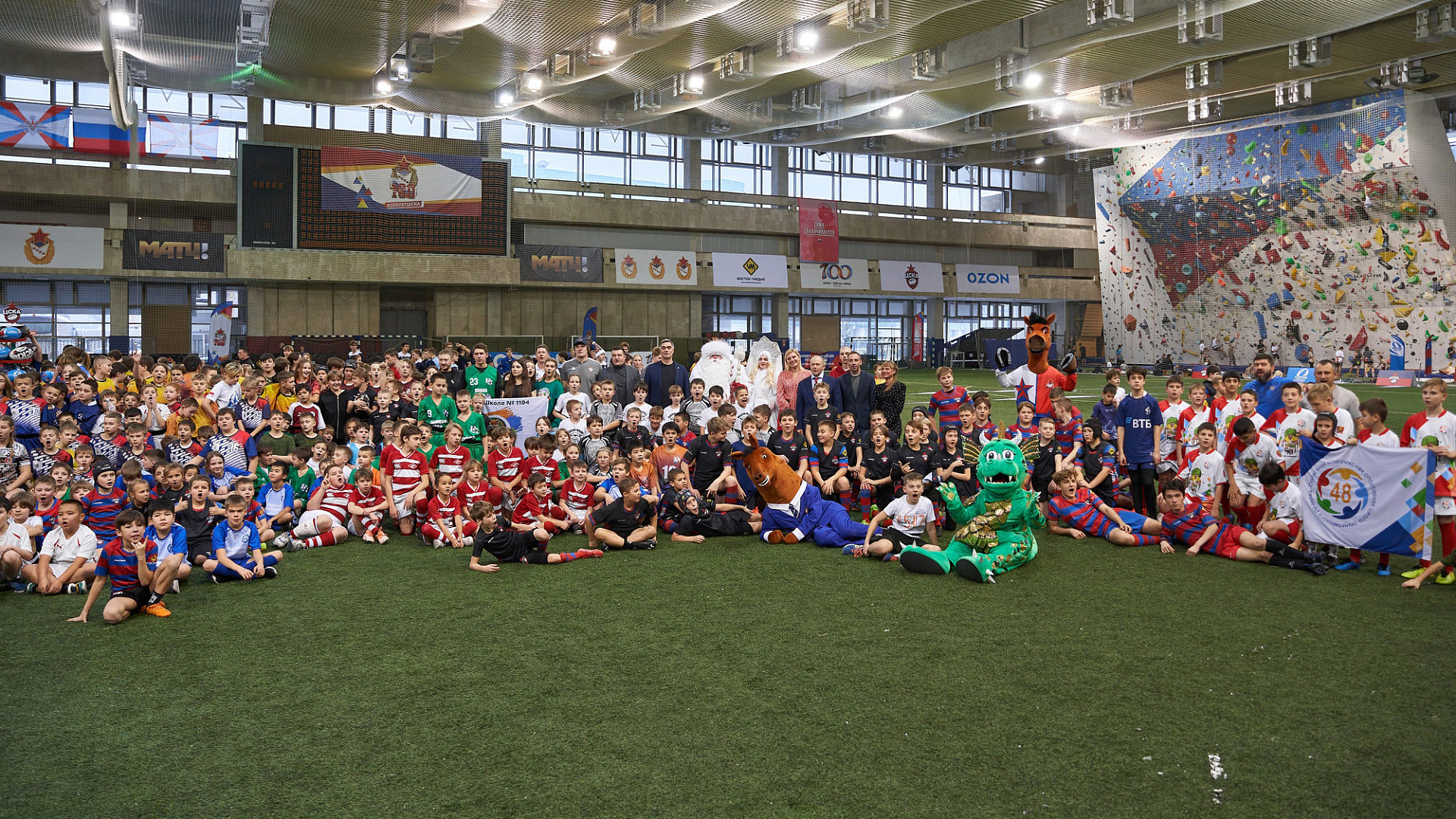 В ЦСКА состоялась праздничная Новогодняя елка и турнир по тэг-регби
