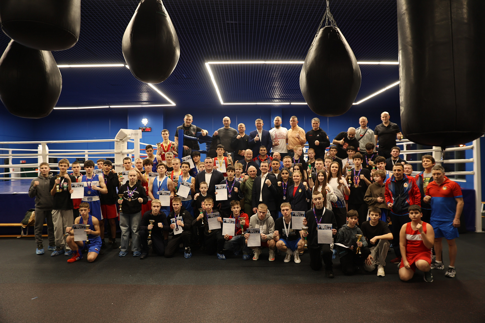 В спортивном комплексе ЦСКА (Песчаная) провели ежегодный турнир по боксу 