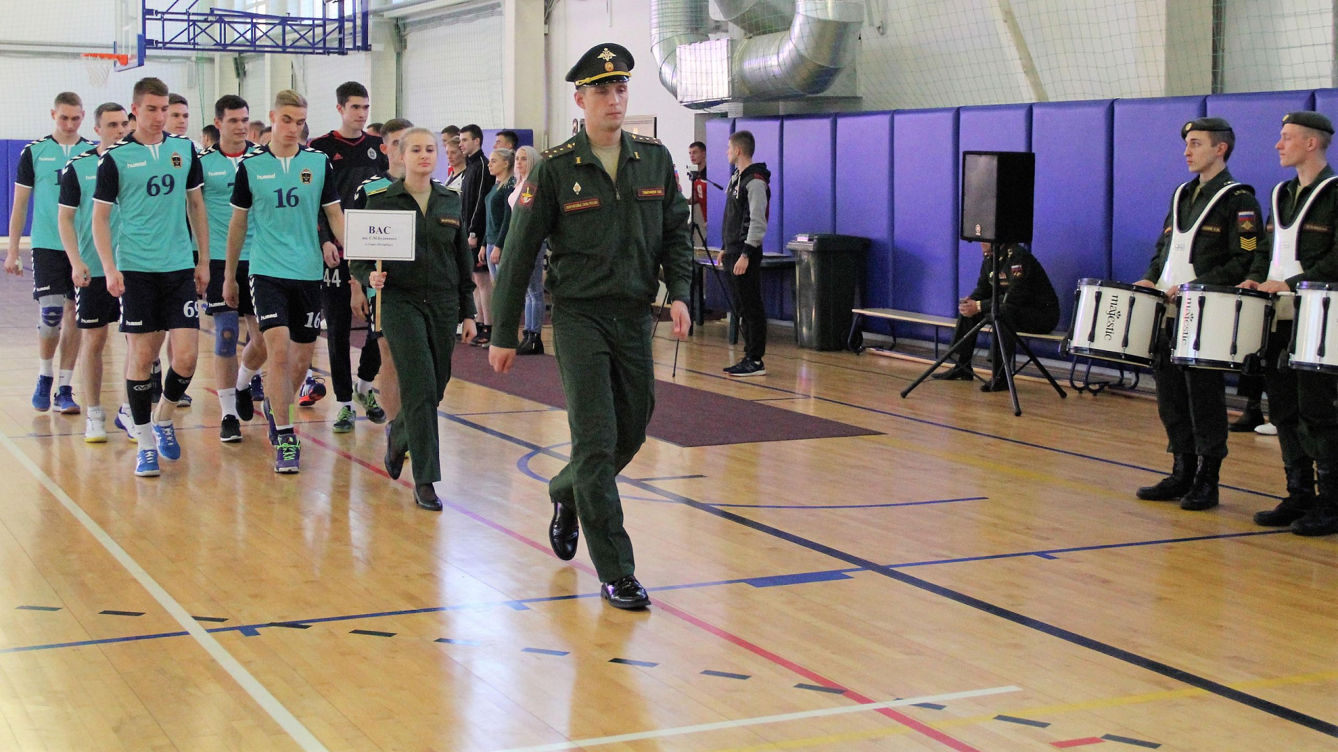 В Санкт-Петербурге стартовала Спартакиада ВС РФ по гандболу