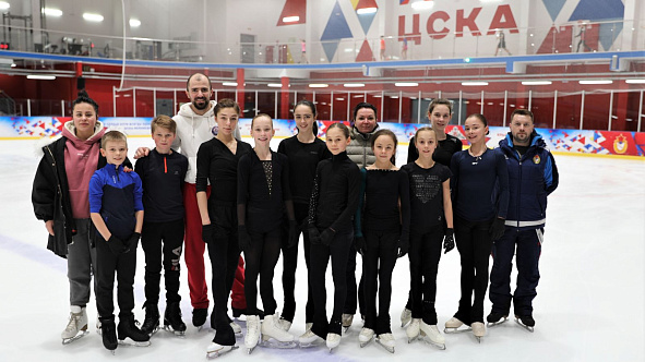 Шесть воспитанников СШОР ЦСКА по фигурному катанию на конька имени А.С. Жука выступят на пятом этапе Кубка России