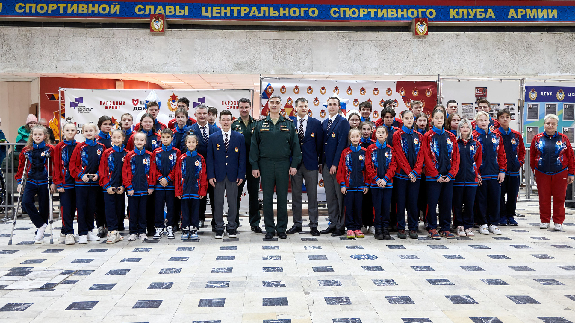 В МУЗЕЕ ЦСКА ВРУЧИЛИ ЗНАКИ СПОРТИВНЫХ РАЗРЯДОВ ЮНЫМ СПОРТСМЕНАМ