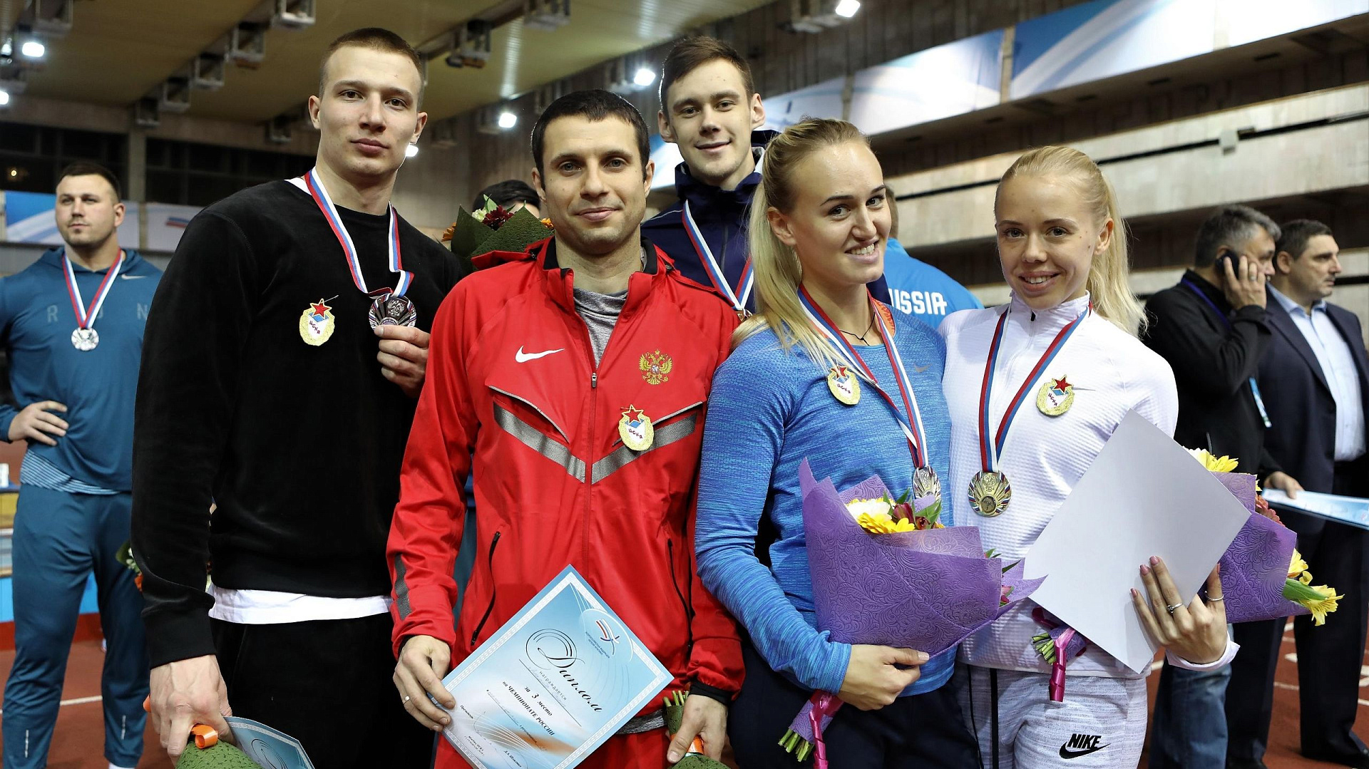 Легкоатлеты ЦСКА завоевали 12 медалей во второй день зимнего чемпионата России