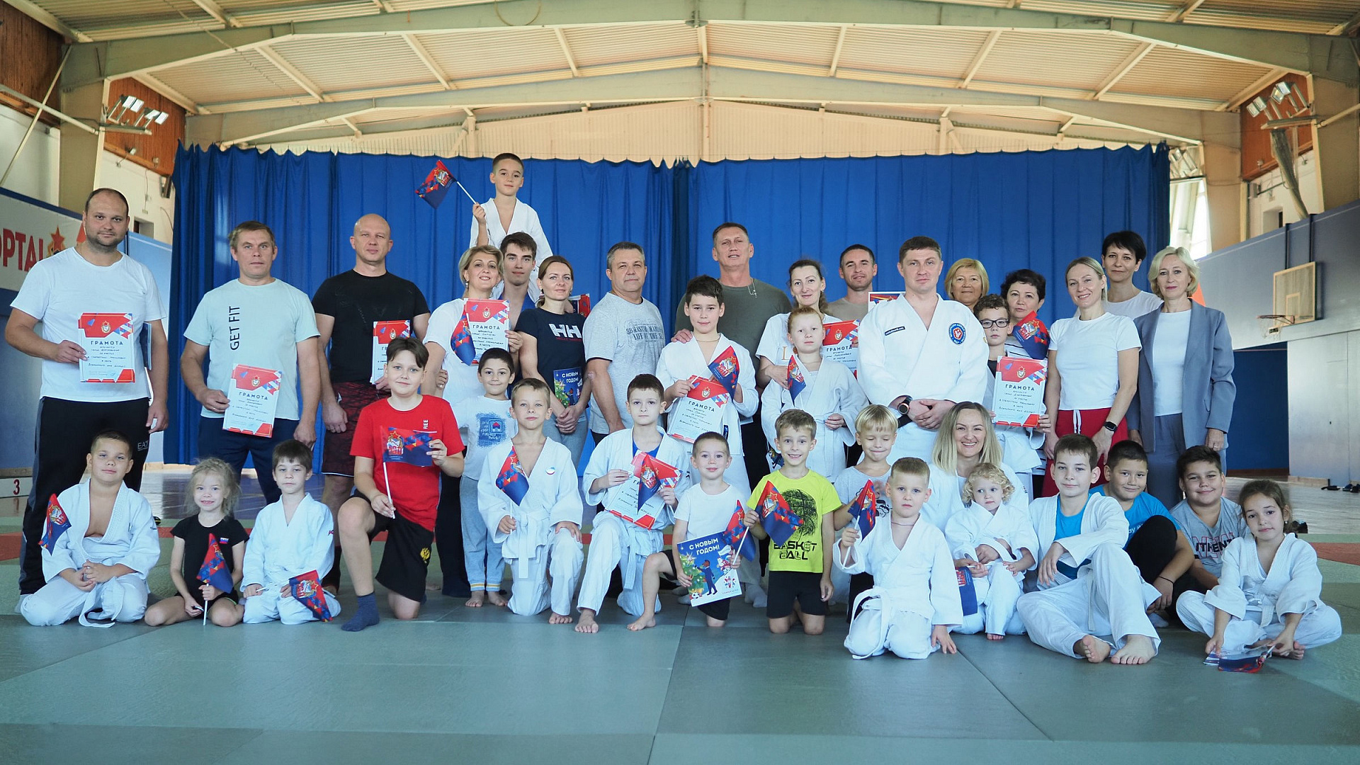 В СЦ (г. Геленджик) филиала ЦСКА (г. Севастополь) провели совместную тренировку с элементами дзюдо для детей и родителей