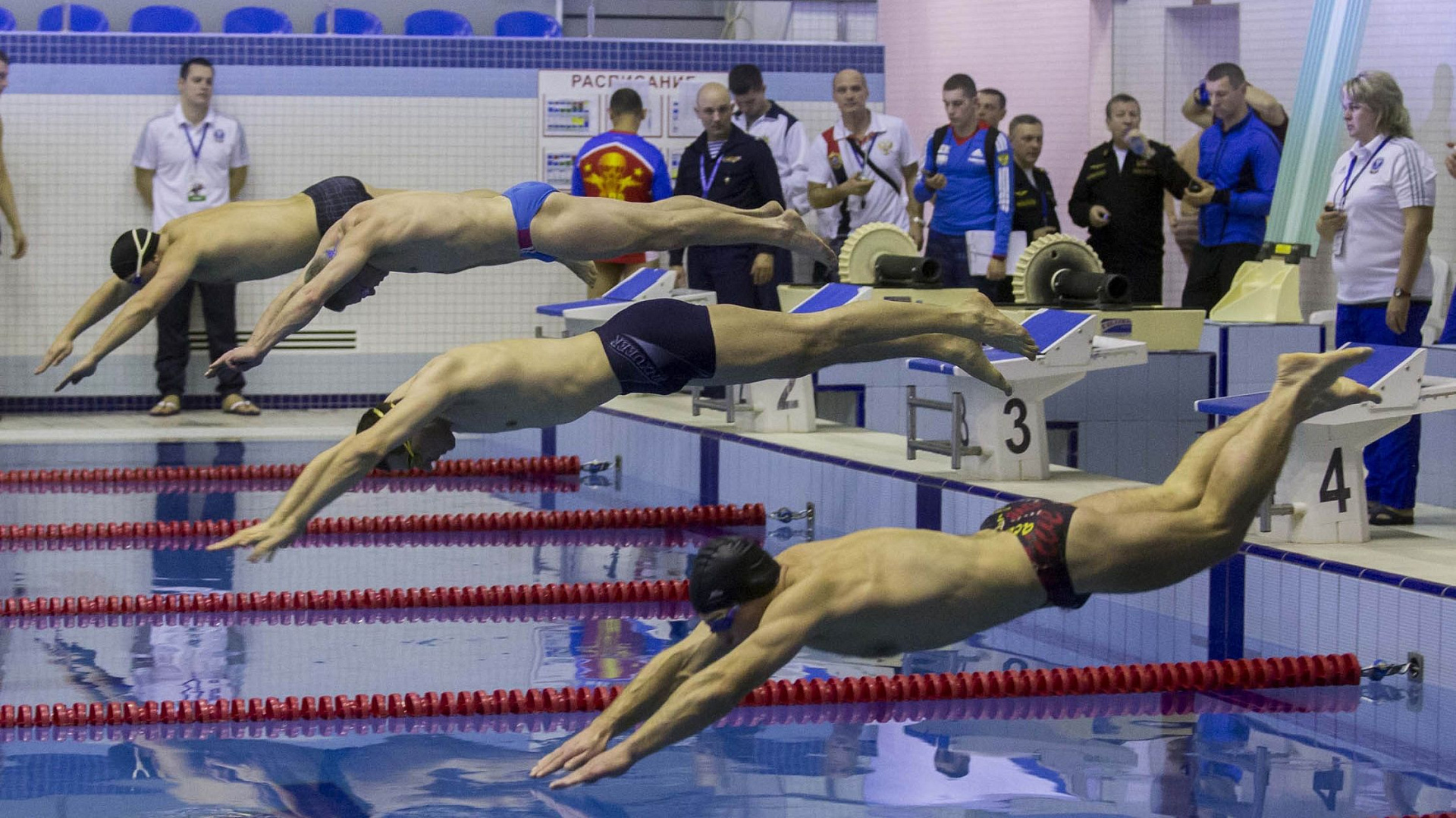 Команда ВКС вырвалась в лидеры финала соревнований «Командирские старты»-2016