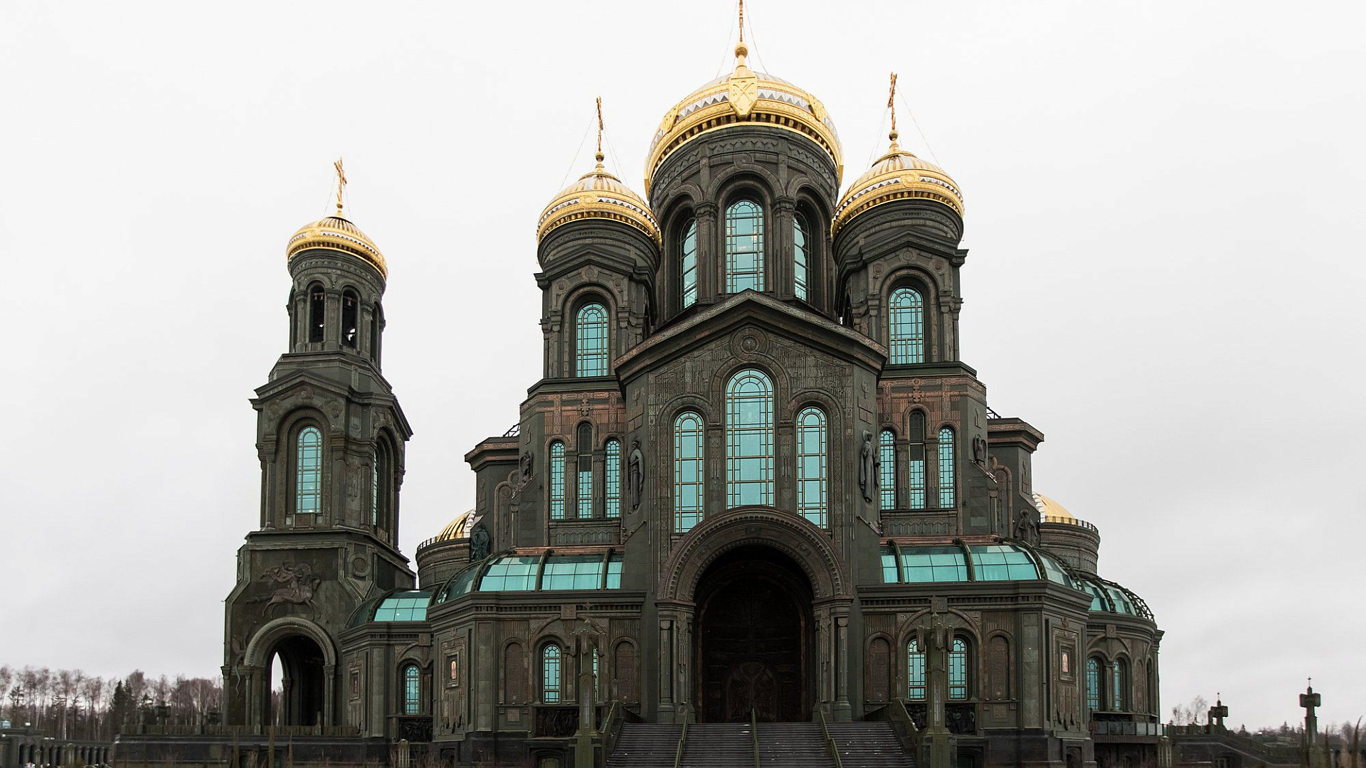 Прошли дорогой памяти. Армейцы ЦСКА посетили музейный комплекс и главный храм Вооруженных сил Российской Федерации