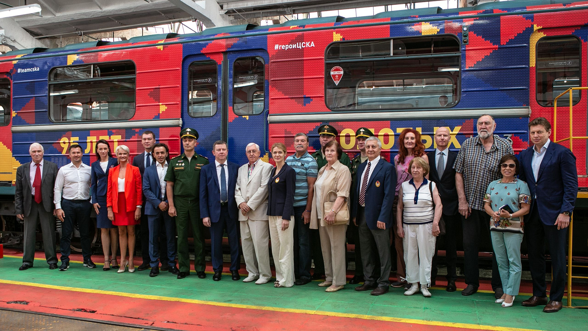 Красно-синий состав запустили по Замоскворецкой линии московского метро