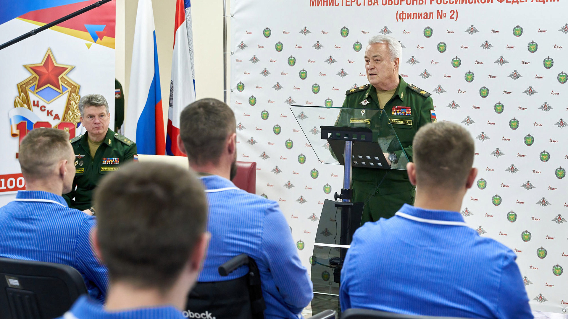 ЦСКА поздравил с наступающим новым годом военнослужащих-участников СВО на реабилитации