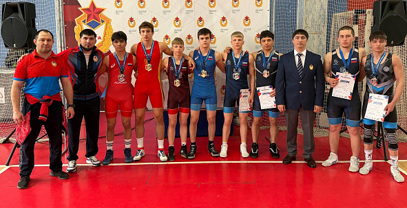 Борцы самарской спортивной школы ЦСКА пополнили в копилку армейского Клуба двадцатью медалями