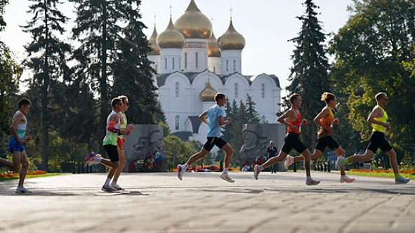 Армеец завоевал серебро на чемпионате России по полумарафону