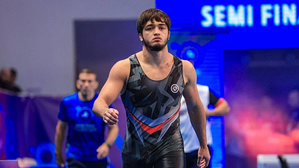 Серебро первенства мира по греко-римской борьбе завоевал рядовой спортроты/Севастополь