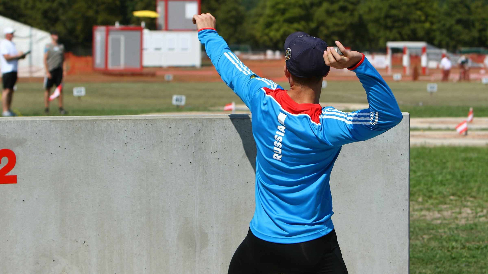 Старший тренер ЦСКА Вячеслав Аношин: Чемпион мира Сергей Алпатов метает гранату на 60 метров