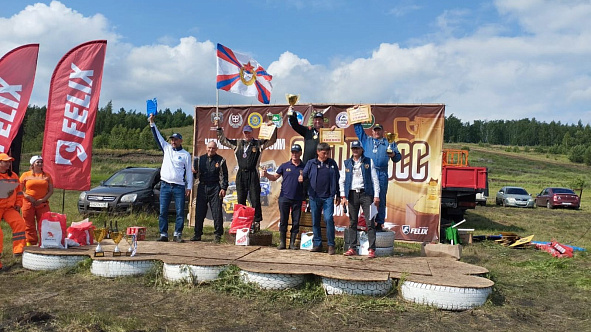 Армеец взял бронзу чемпионата России по автокроссу