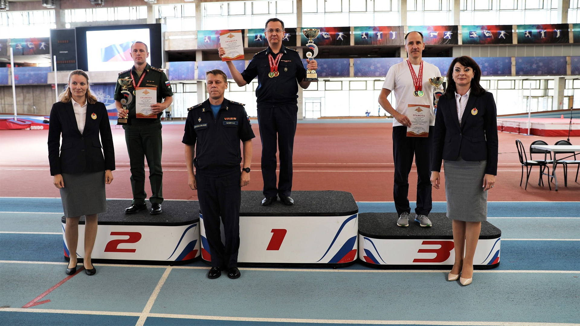 Победой команд 8 управления ГШ ВС РФ и НЦУО финишировали соревнования по легкой атлетике на Спартакиаде МО РФ среди ЦОВУ