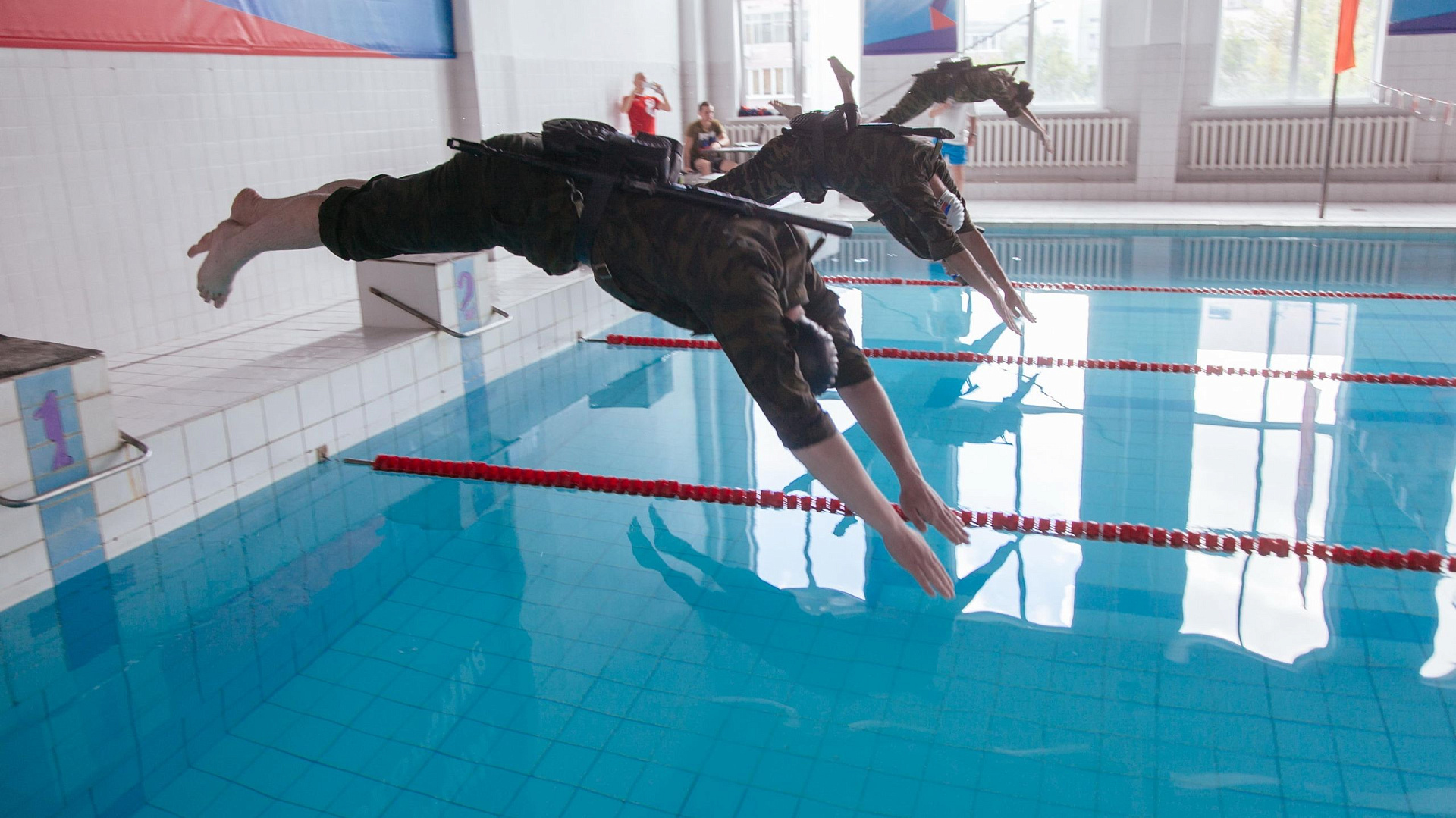 На чемпионате ЦВО по военно-прикладному плаванию победили военнослужащие из Екатеринбурга