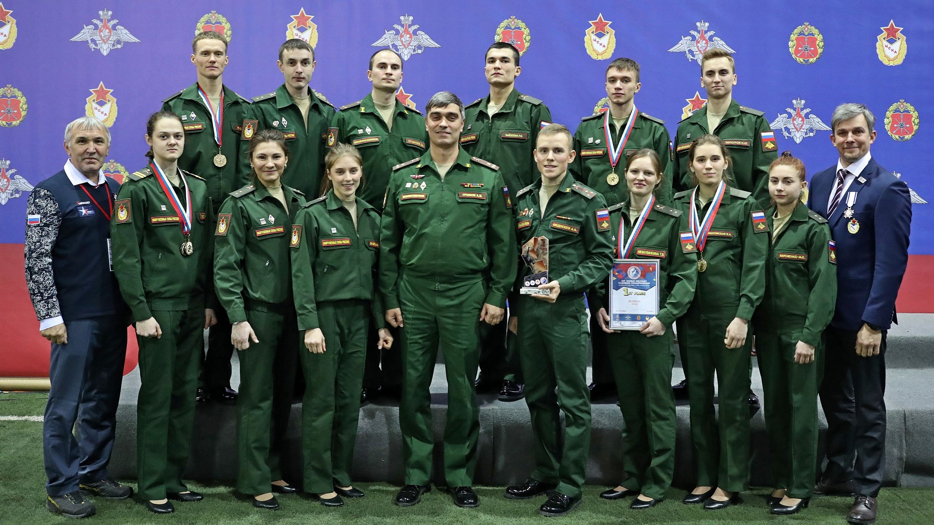 Сборная Вооруженных Сил Российской Федерации – победитель первого чемпионата мира Международного совета военного спорта (CISM) по скалолазанию в помещении