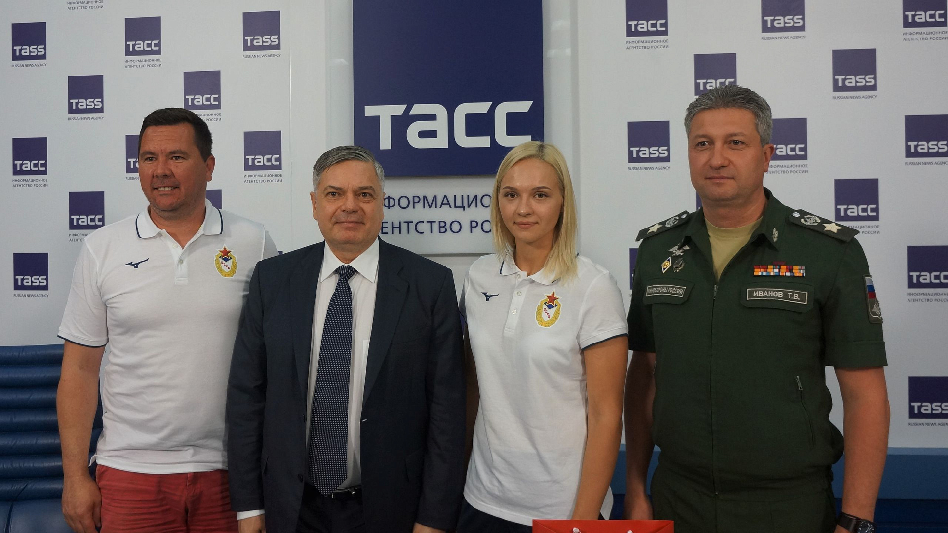 “Мы – в игре!”: В Москве состоялась презентация женского гандбольного клуба ЦСКА