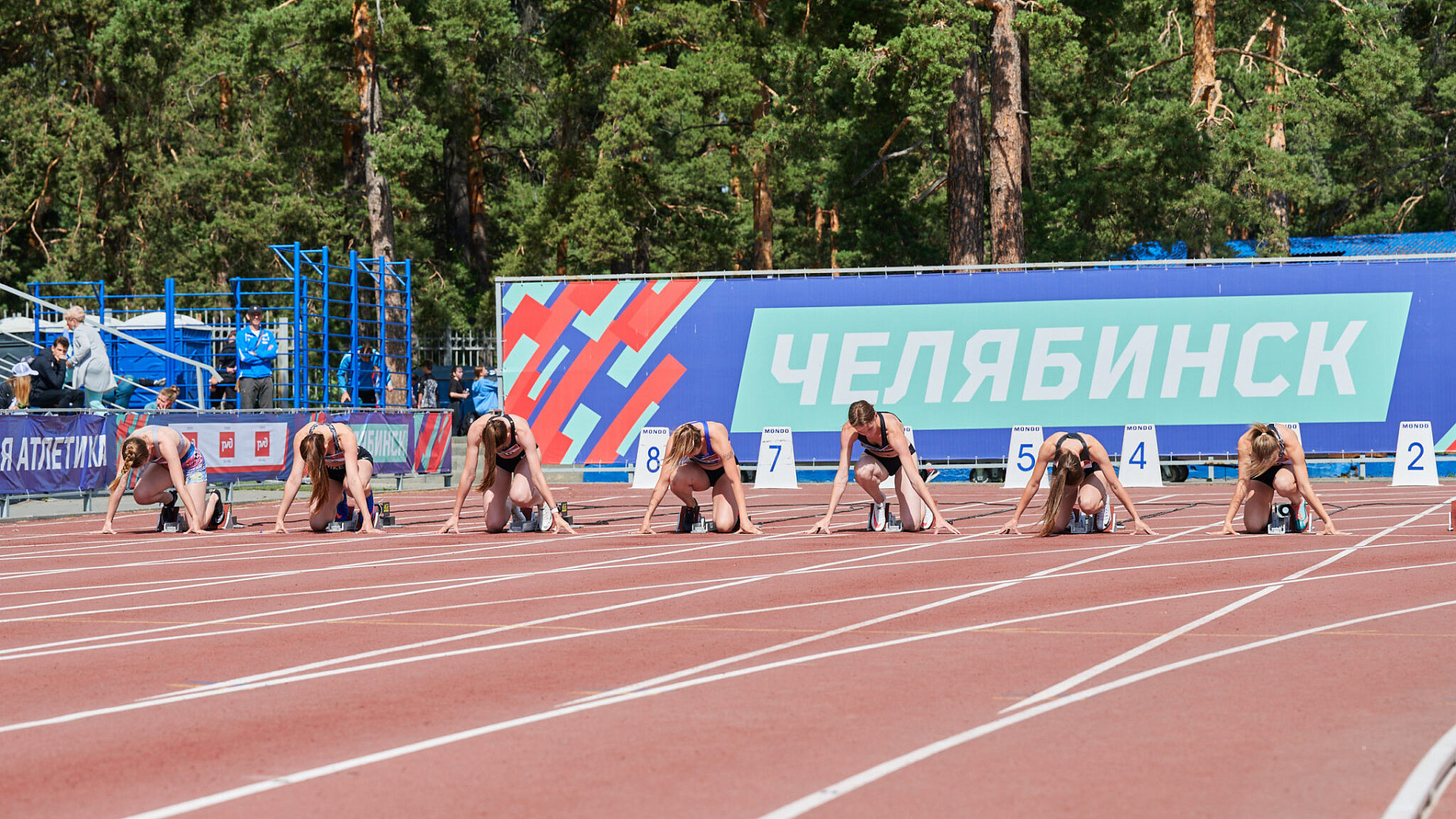 Армейские легкоатлеты завоевали 14 наград на Первенстве России среди молодежи в Челябинске