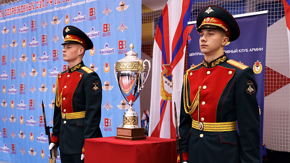 В Лефортово открыли Кубок ВС РФ по гиревому спорту имени В.А. Востротина