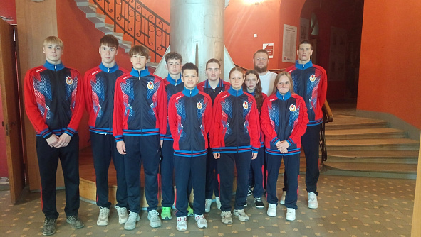 Пловцы ростовской спортивной школы ЦСКА посетили самарский Военно-исторический музей