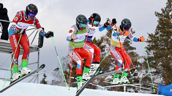 Игорь Омелин завоевал золото в ски-кроссе Кубка России