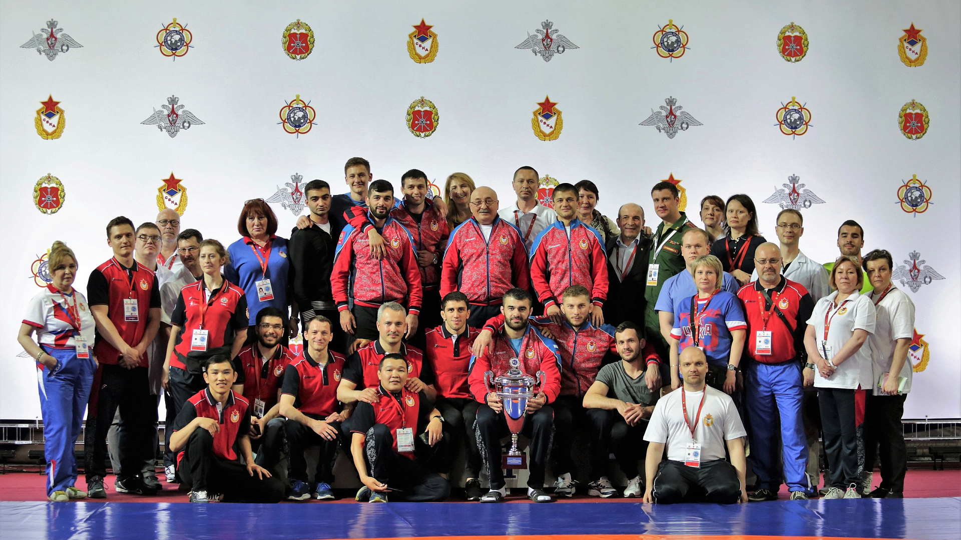 Борцы Вооруженных Сил России завоевали 4 "золота" и 1 "бронзу" во второй день чемпионата мира среди военнослужащих по спортивной борьбе