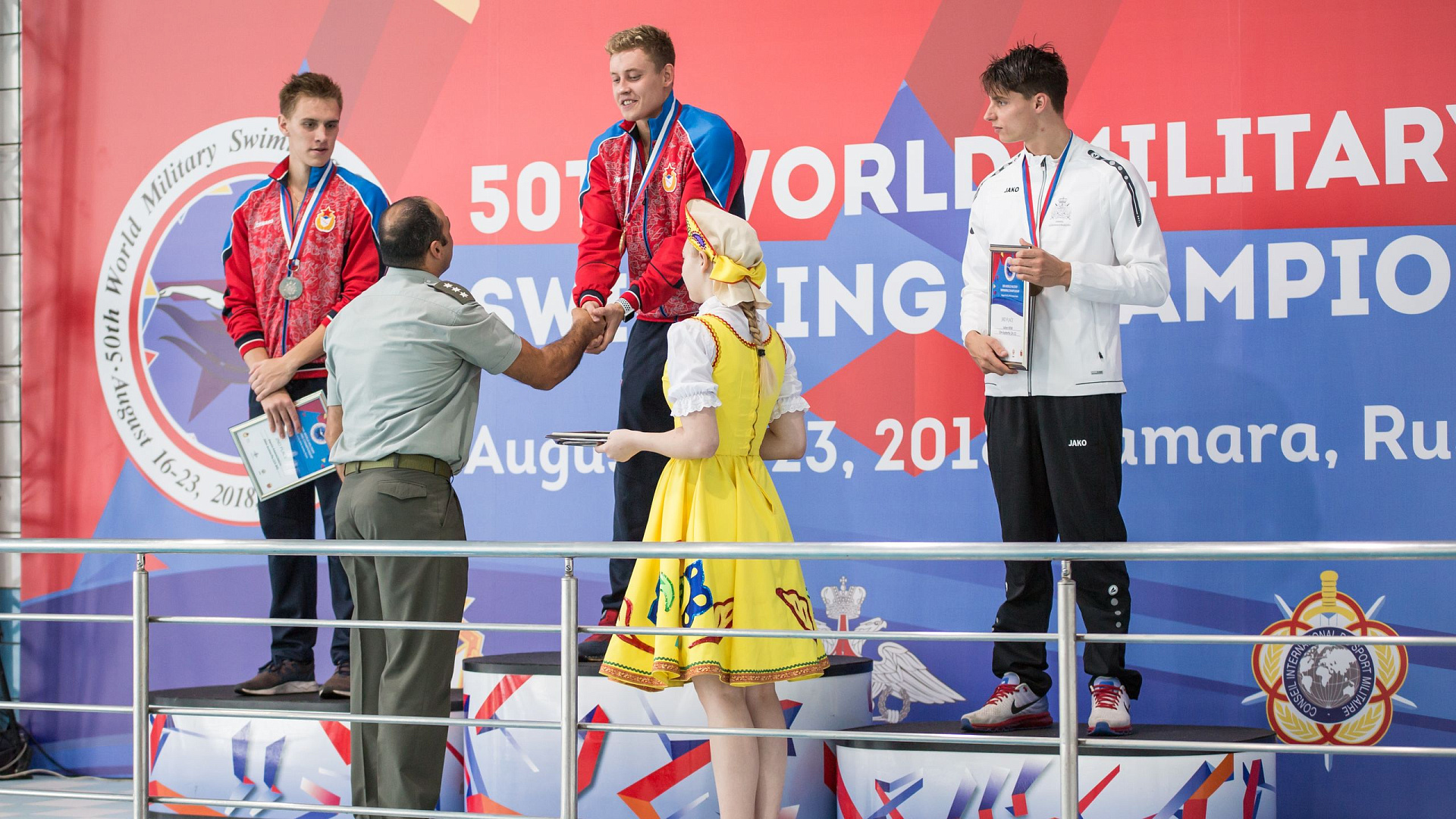 Сборная Вооруженных Сил РФ вернула себе лидерство в общем зачете по итогам третьего дня 50-го чемпионата мира CISM по плаванию