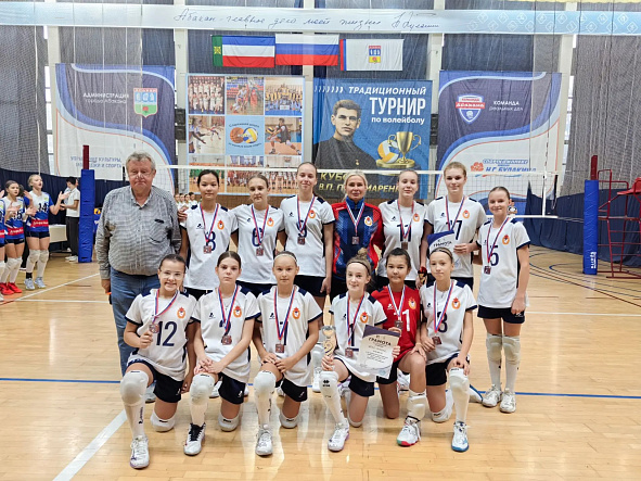 Бронза у команды по волейболу ЦСКА-Хакасия