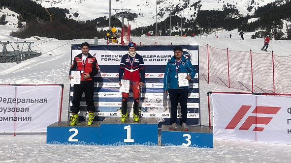 Рядовой спортивной роты ЦСКА г. Санкт-Петербург стал победителем и призером Первенства Кубка и чемпионата России по горнолыжному спорту