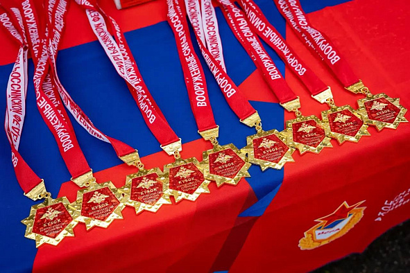 В посёлке Токсово завершился Кубок Вооружённых Сил Российской Федерации по гребле на шлюпках «Кубок вызова»