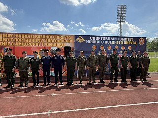 В ростовском филиале ЦСКА прошел чемпионат ЮВО по военно-спортивному многоборью