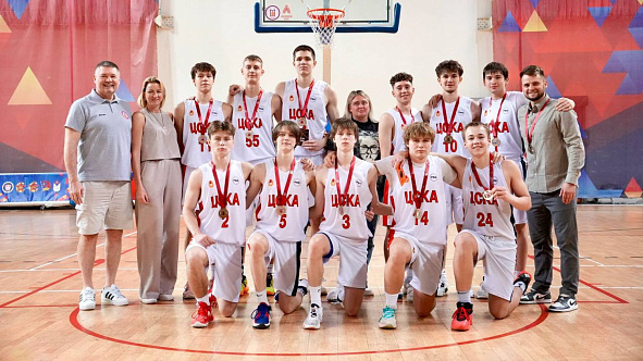 Воспитанники СШОР ЦСКА выиграли первенство Москвы по баскетболу