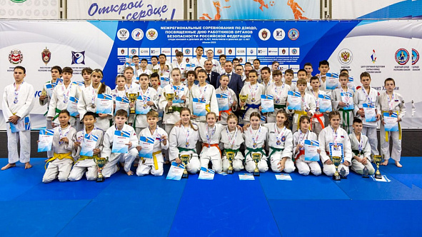 Дзюдоисты спортивных школ «ЦСКА-Тыва» и «ЦСКА-Хакасия» – победители и призёры межрегионального турнира