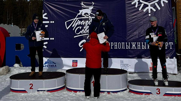 Рядовой спортроты ЦСКА/Санкт-Петербург завоевал серебро на межрегиональных соревнованиях по горнолыжному спорту