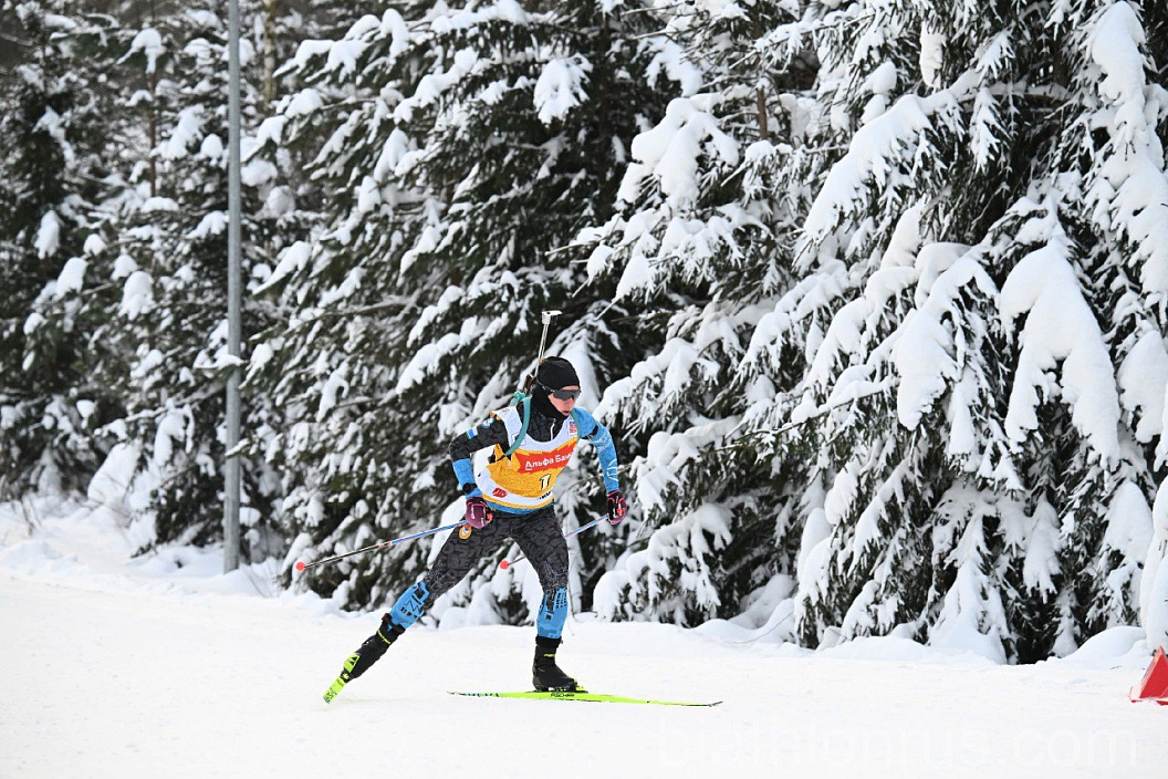 10 медалей завоевали армейцы на Кубке России по биатлону