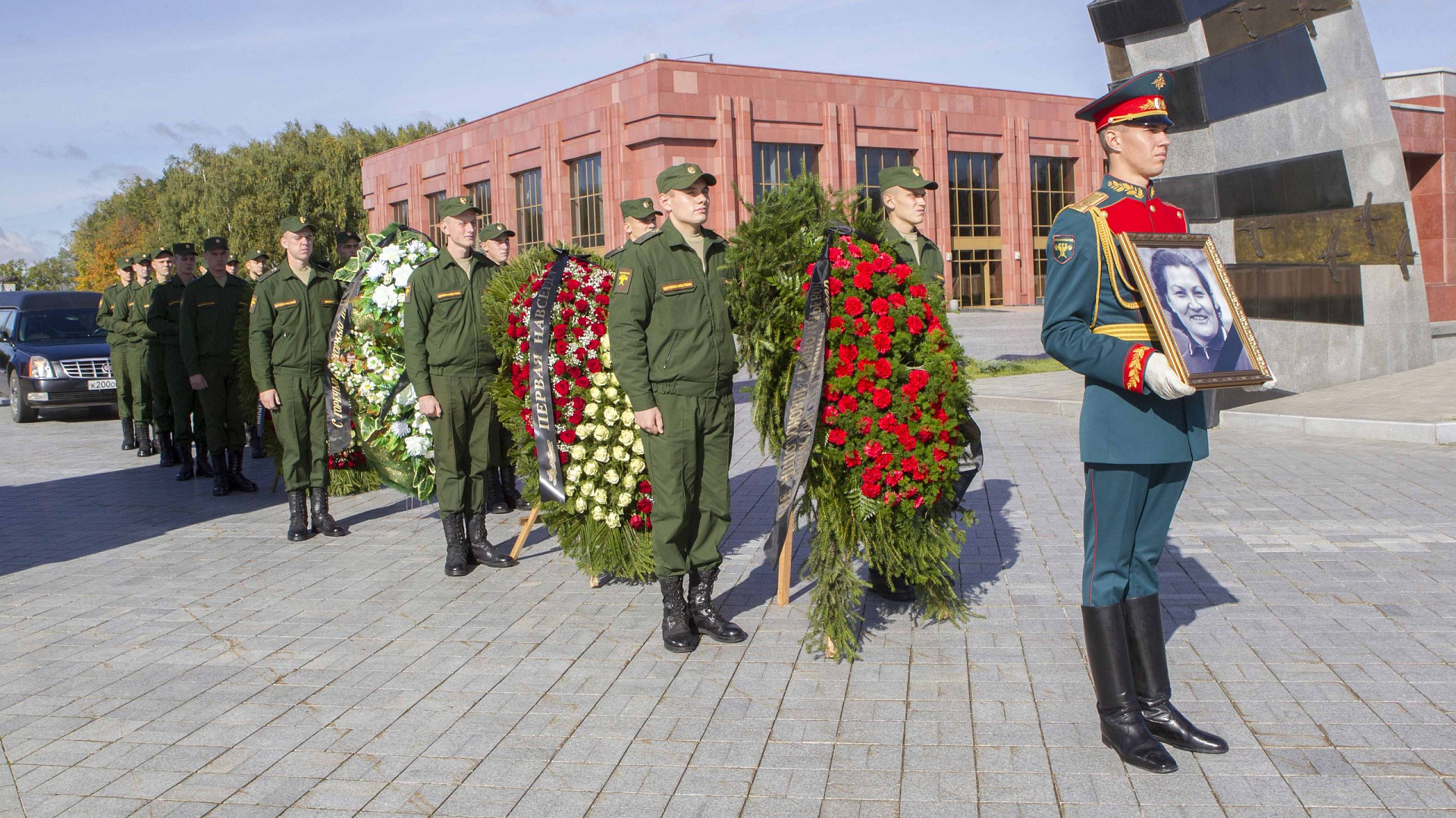 В Москве простились с первой советской олимпийской чемпионкой Ниной Пономаревой