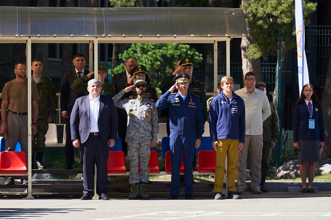 С Днем рождения, Александр Бувальцев!