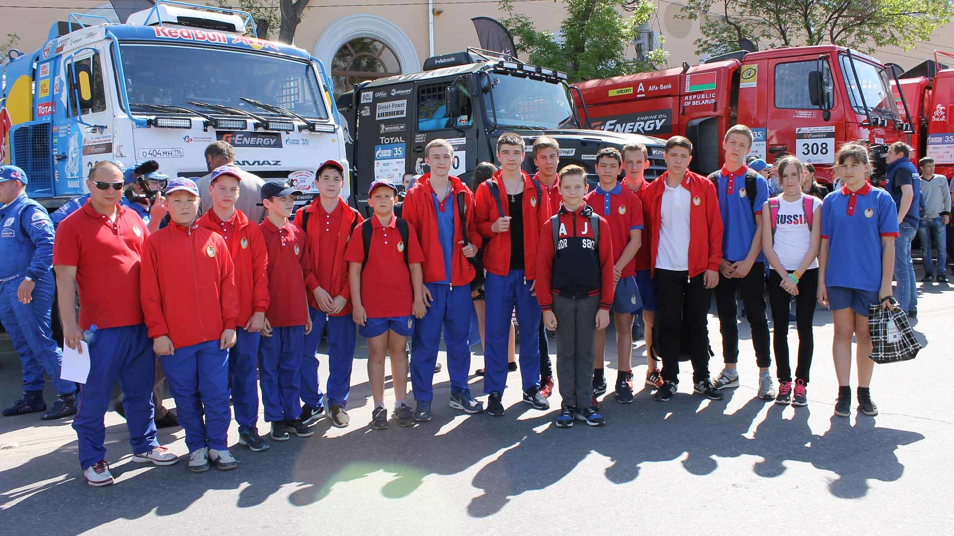 Спортсмены ЦСКА проводили в путь участников ралли-рейда «Золото Кагана-2016»