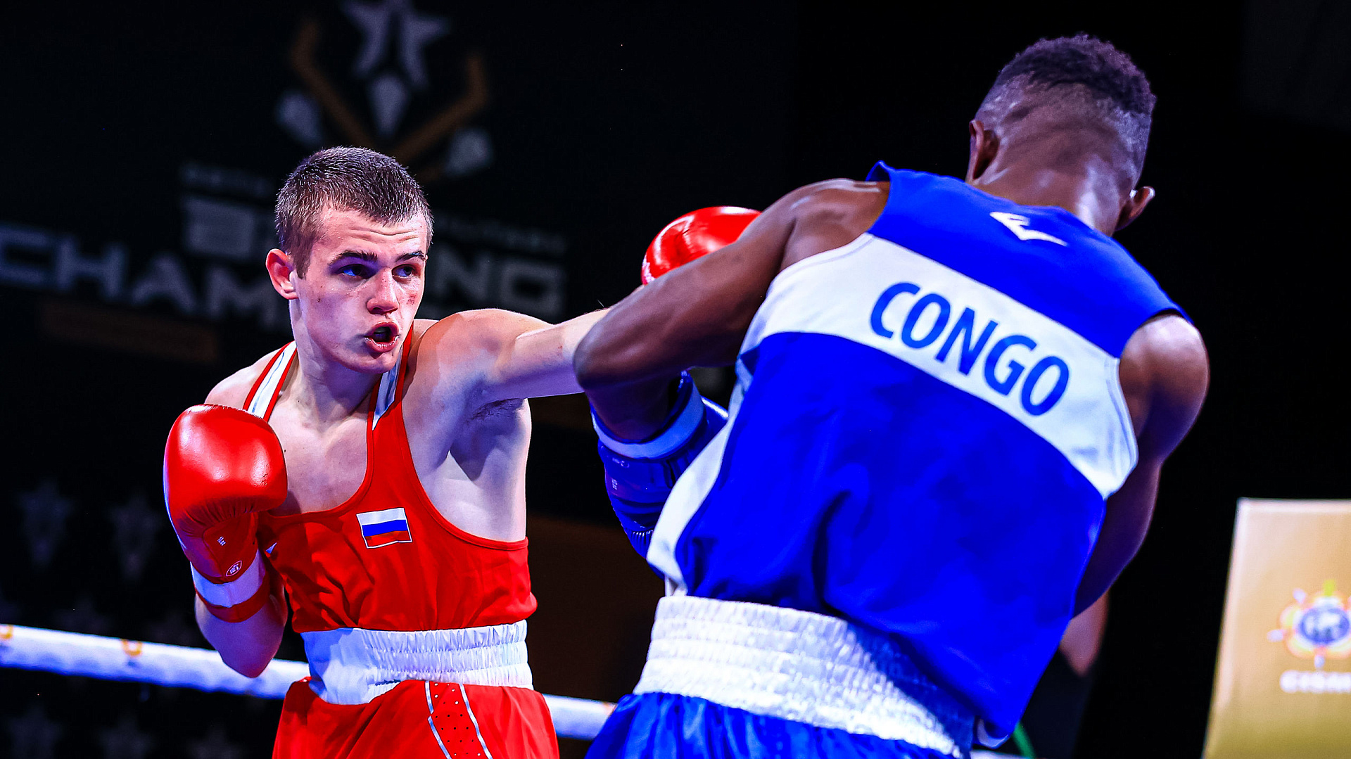 Пять представителей сборной ВС РФ выиграли свои поединки во второй день 58-го чемпионата мира среди военнослужащих по боксу