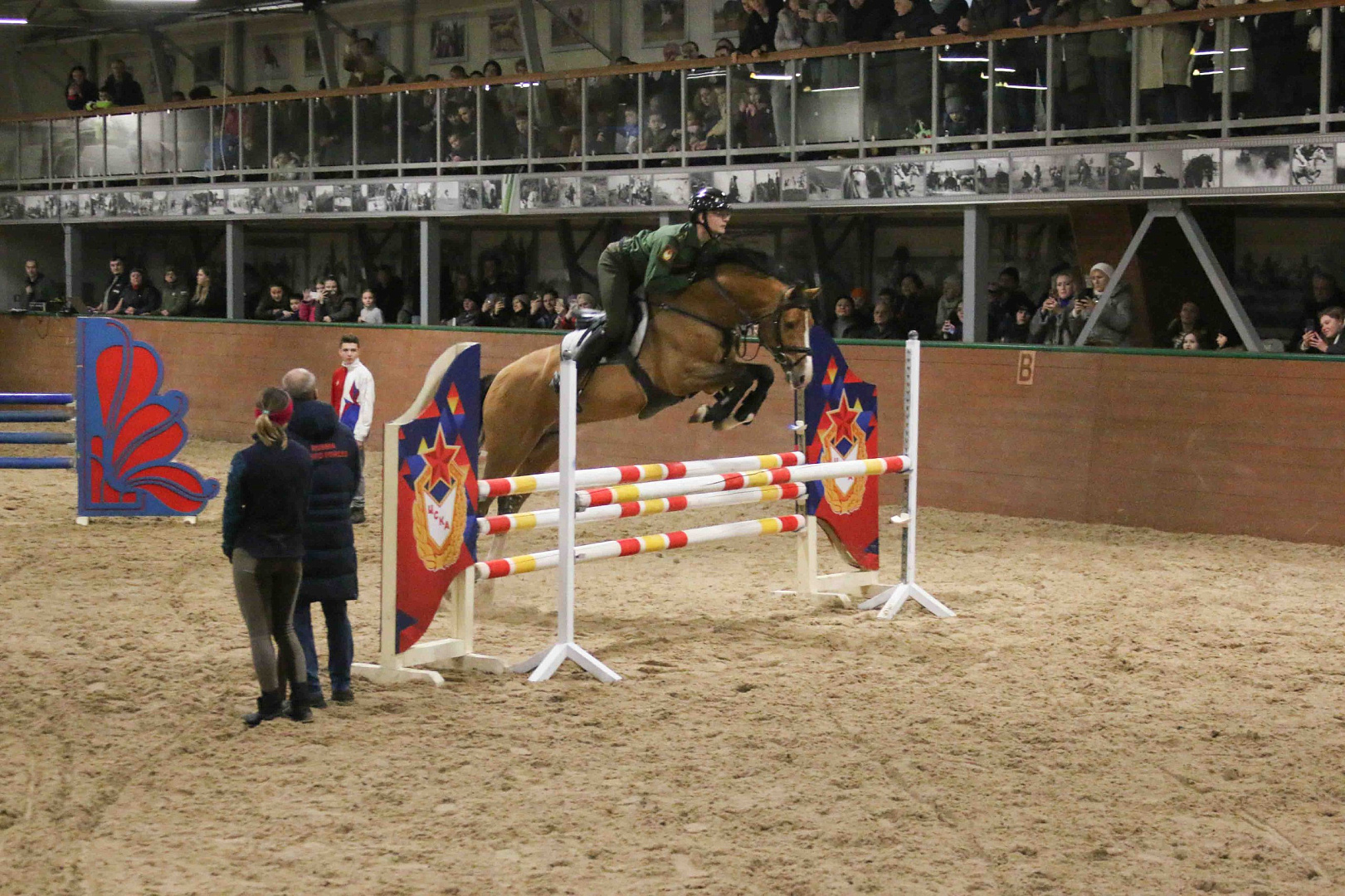 В парке «Патриот» прошли показательные выступления по конному спорту