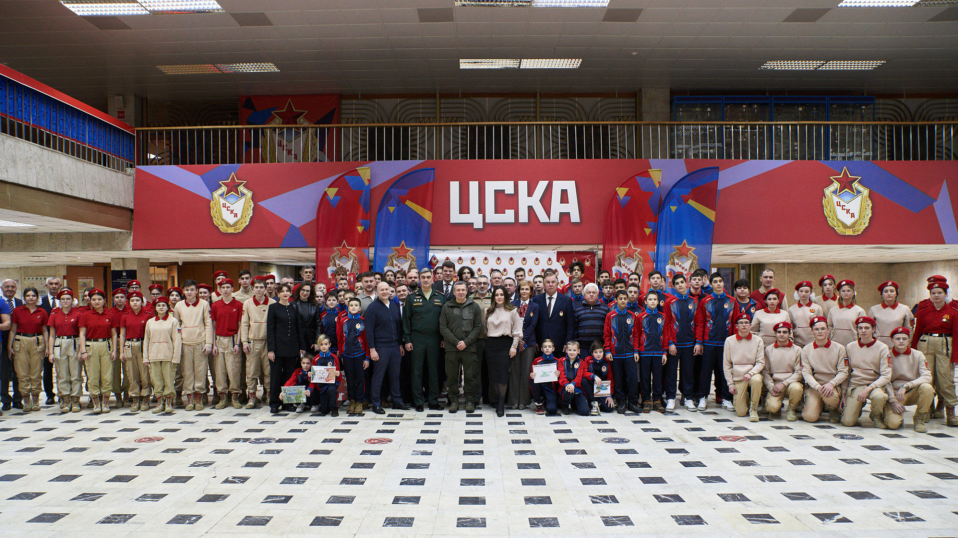 «Щит добра»: 20 юбилейная колонна гуманитарной помощи ЦСКА отправлена на освобожденные территории