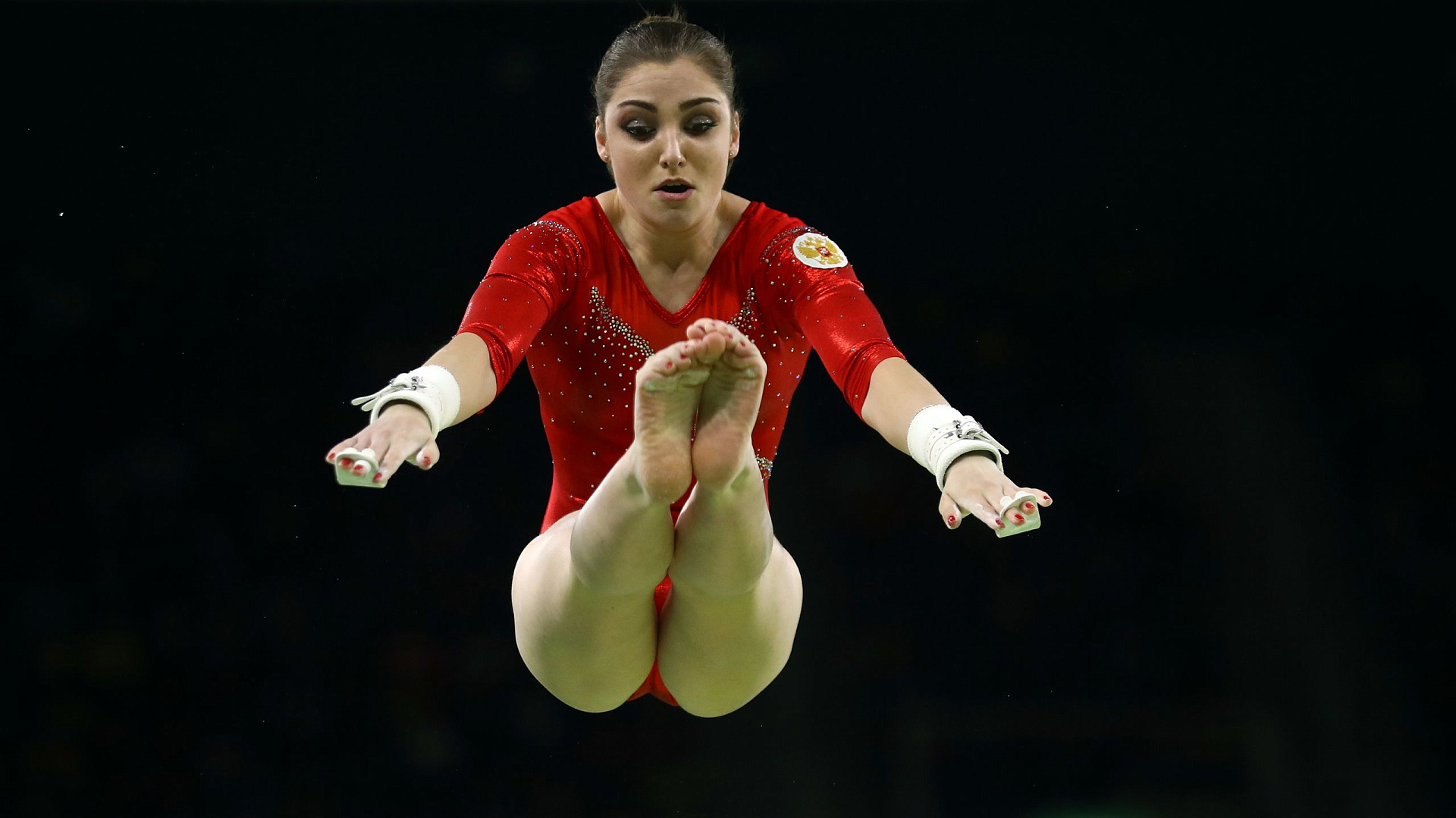 Гимнастка ЦСКА Алия Мустафина победила в многоборье на этапе Кубка мира в Великобритании