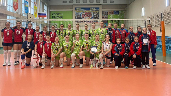Команда девушек спортшколы «ЦСКА-Хакасия» стала серебряным призёром открытого турнира по волейболу