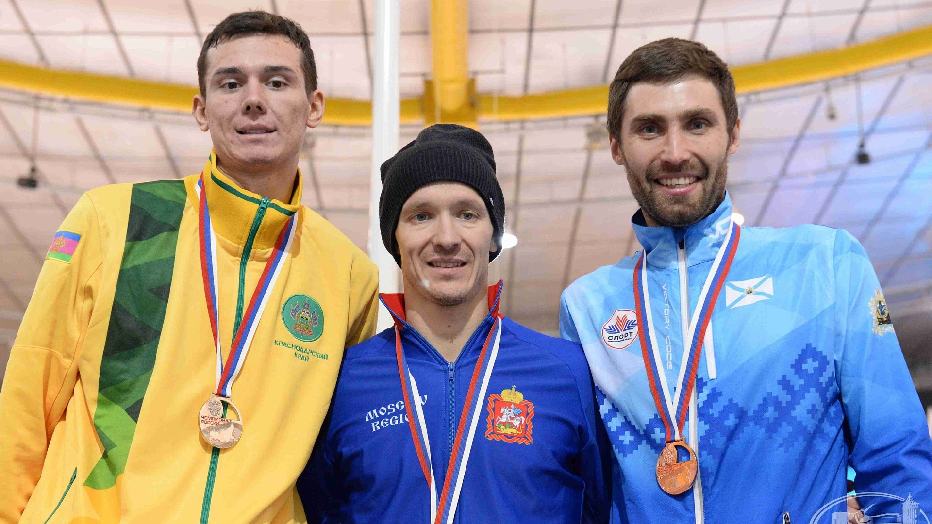 Еще 15 медалей завоевали армейские конькобежцы на чемпионате России в Коломне