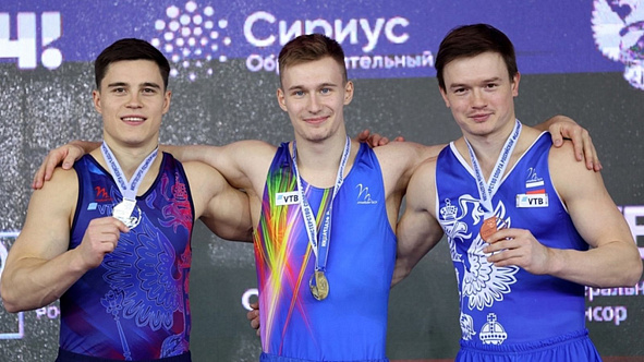 РЯДОВОЙ СПОРТРОТЫ ЦСКА-САМАРА ДАНИЕЛ МАРИНОВ СТАЛ ДВУКРАТНЫМ ЧЕМПИОНОМ РОССИИ ПО СПОРТИВНОЙ ГИМНАСТИКЕ