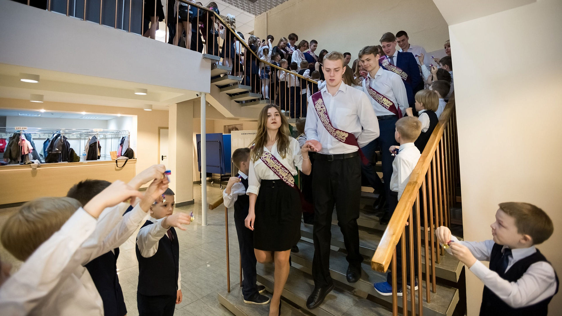 В добрый путь! Выпускной с ЦСКА/Самара: в спортивном лицее прошел последний звонок