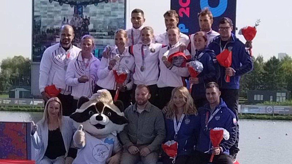 Военнослужащий спортивной роты ЦСКА/Самара завоевал золото и бронзу международных соревнований по гребле на байдарках и каноэ